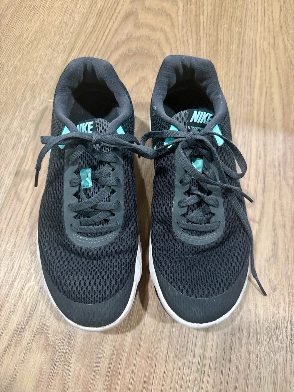 Nike Flex Experience Running Sneakers Black/Turquoise Women’s 7.5